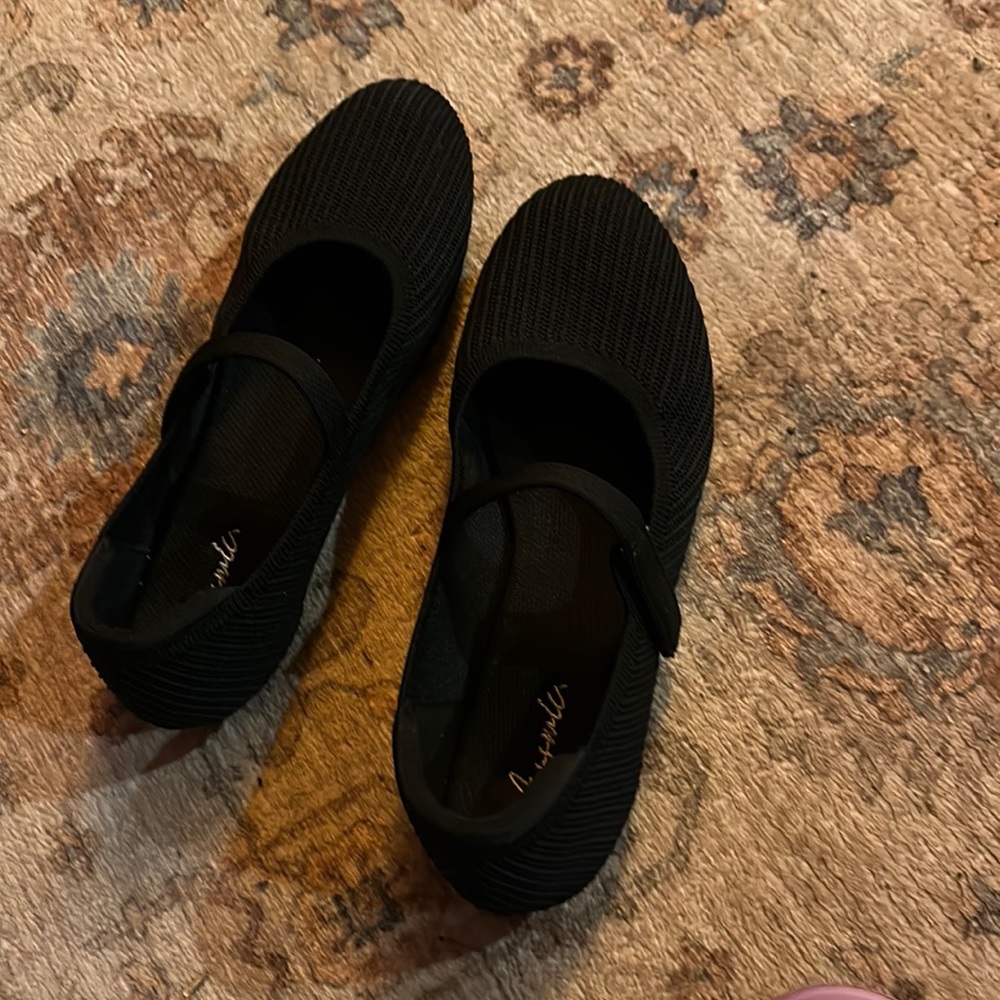 3/$30 Rothy’s inspired Mary Jane slip on ballet flats with Velcro strap